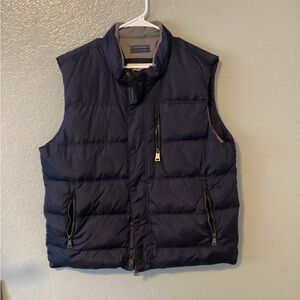 Orvis Men's Down Filled Puffer Vest